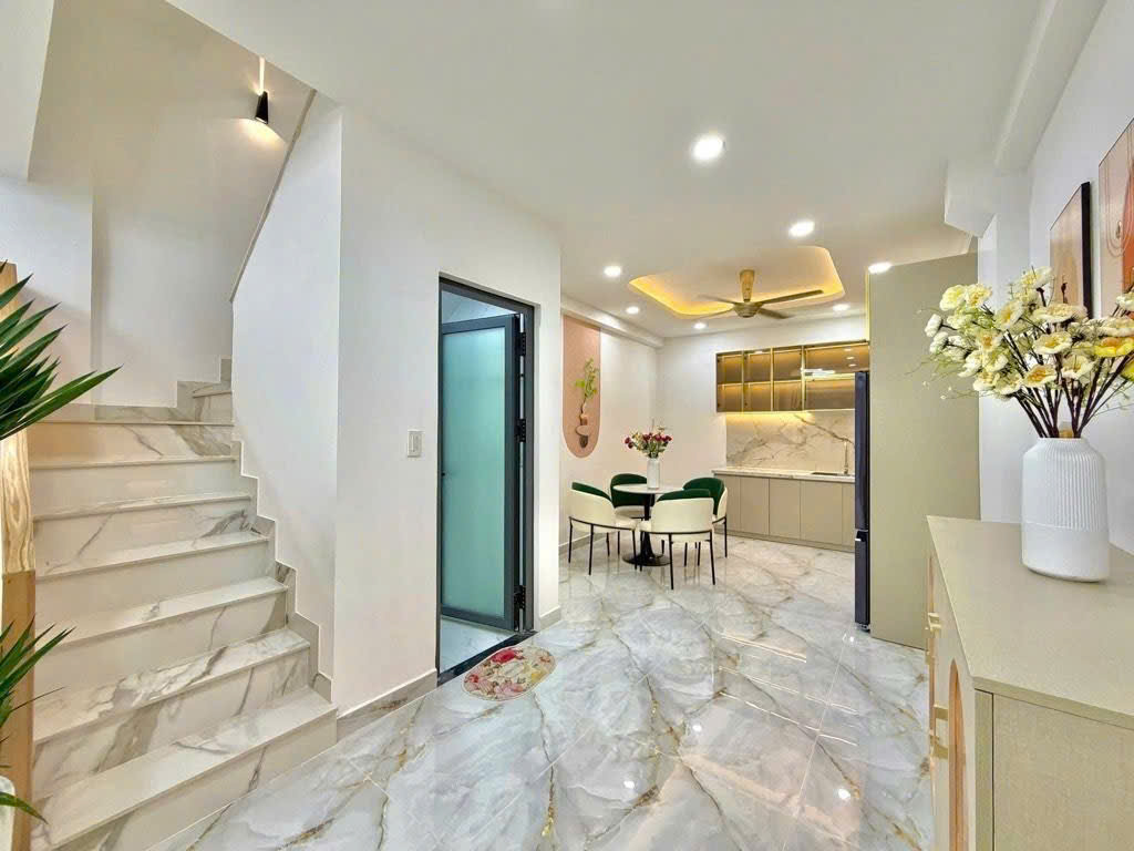 Siêu phẩm - Nhà hẻm xe hơi - Nguyên Hồng - Bình Thạnh - 58m2 - chỉ 7.95 tỷ