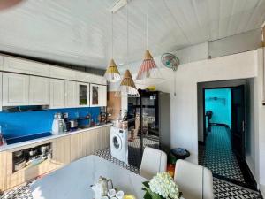 Ô TÔ ĐỖ GẦN, Thang Máy Nhập. Phố Tôn Thất Tùng, Đống Đa, 40m2 x 6 tầng, nhỉnh 13 tỷ (có TL).