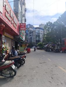 Bán nhà mặt phố Phú Mỹ - 5 tầng - Tổng diện tích sàn 175m2 - Dưới 10 tỷ