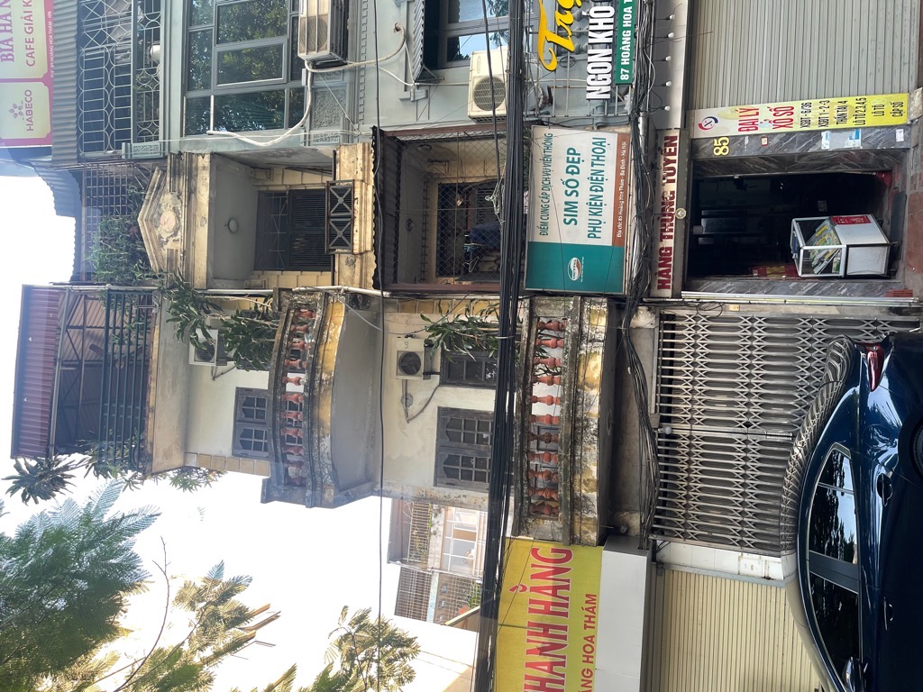 NHÀ MẶT PHỐ HOÀNG HOA THÁM - VỊ TRÍ ĐẸP