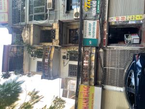 NHÀ MẶT PHỐ HOÀNG HOA THÁM - VỊ TRÍ ĐẸP