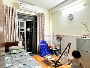 NHÀ MẶT TIỀN KINH DOANH ĐƯỜNG SONG HÀNH - 2 CỔNG TRƯỚC SAU - 3 TÂNG MỚI - ĐẸP LUNG LINH