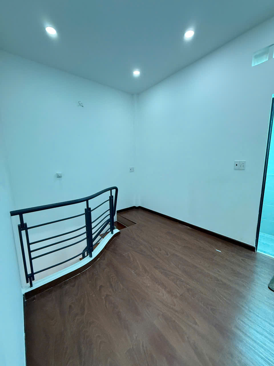 Bán nhà 2 tầng, SHR, Lê Văn Quới, 48m2, không ngập nước