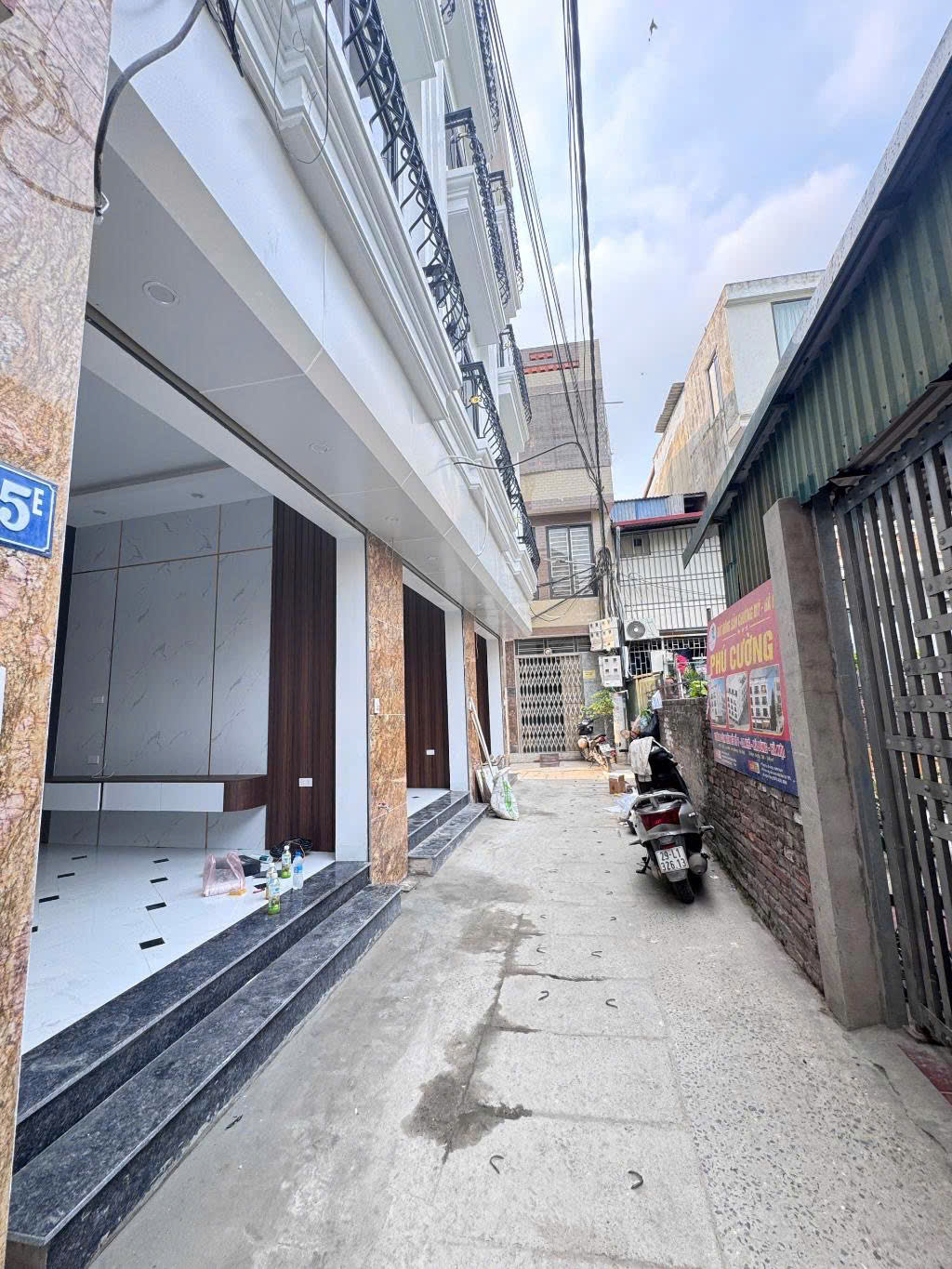 Siêu phẩm nhà phố 33m2 Quang Trung – Hà Đông – Phân lô ngõ rộng thoải mái – Ô tô vít nhẹ ga ra mặt đường Quang Trung