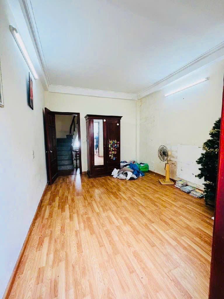 CHÍNH CHỦ Bán nhà Lạc Trung, Lô Góc, Kinh Doanh Đỉnh, ÔTÔ ĐỖ CỦA, 45M2,5.1 tỷ