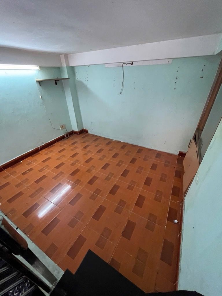 Nhà 2 Mặt Tiền Hẻm xe hơi đậu trước nhà đường Tăng Bạt Hổ, P 11, Q Bình Thạnh