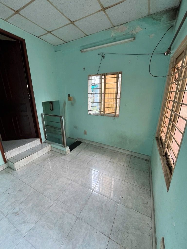 Nhà 2 Mặt Tiền Hẻm xe hơi đậu trước nhà đường Tăng Bạt Hổ, P 11, Q Bình Thạnh