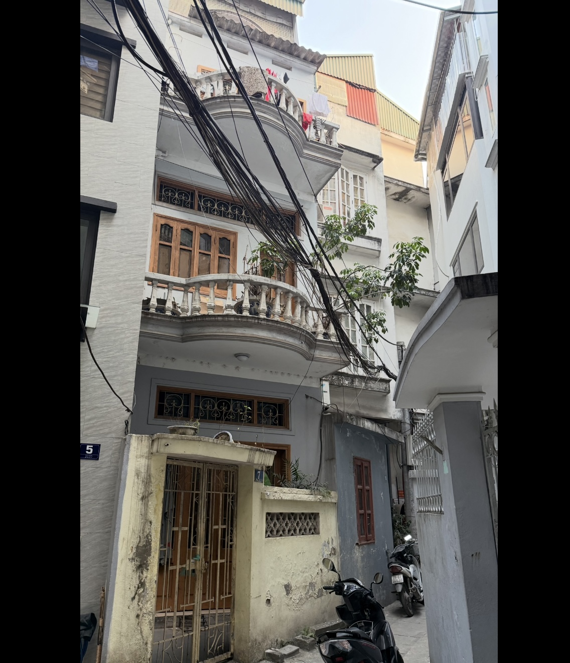 (Chính chủ) gửi bán nhà đối diện Royal City giá rất tốt chỉ có 7x tỷ