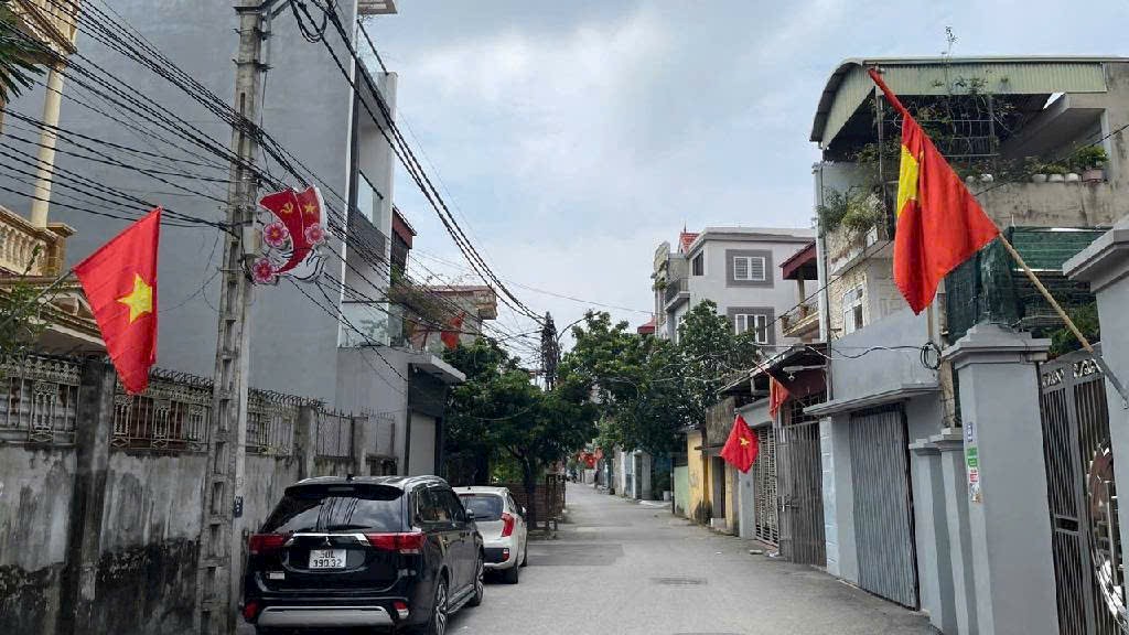 Trung Tâm quận Hai Bà Trưng cách Hồ Gươm 1KM - Ô Tô Đỗ Cách Nhà 10m - Nhà Đẹp Ở Sẵn Sàng