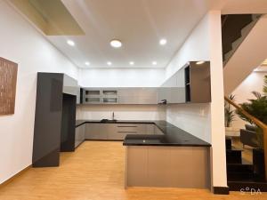 Vị trí đắc địa - 3 tầng BTCT - HXH