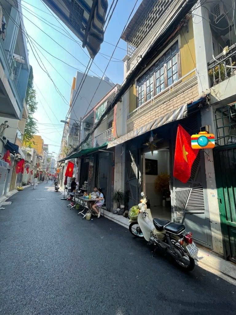 Chủ gấp bán, siêu phẩm Tân Bình, ngay nhà thờ Tân Phước, xe hơi vô nhà