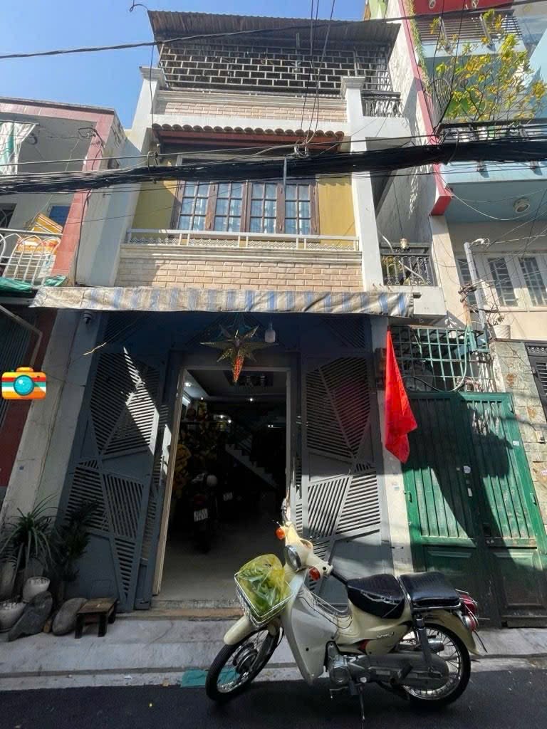 Chủ gấp bán, siêu phẩm Tân Bình, ngay nhà thờ Tân Phước, xe hơi vô nhà