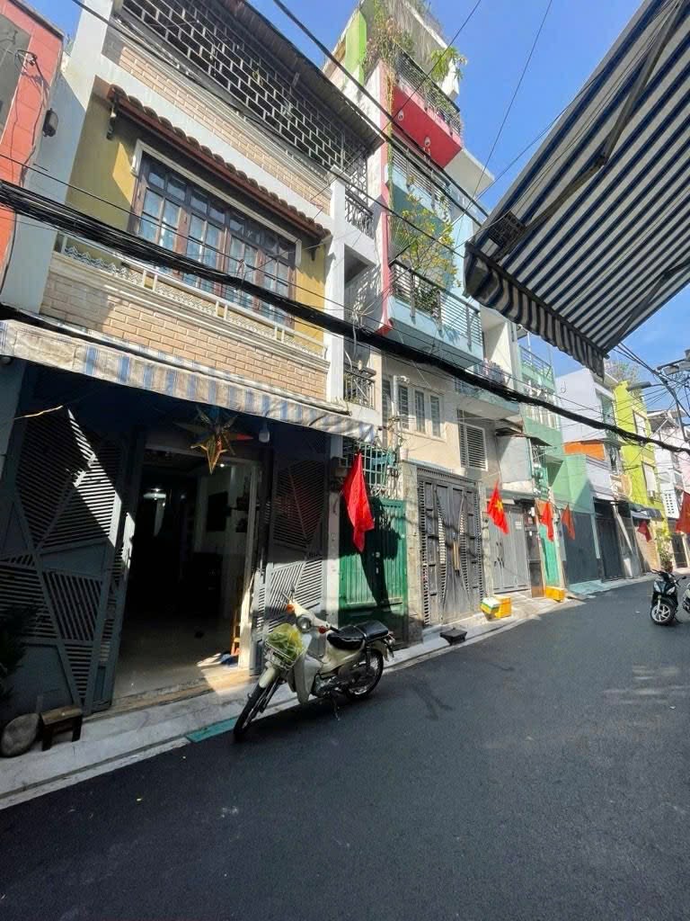 BÁN NHÀ GẤP - TÂN BÌNH - NHÀ ĐẸP DIỆN TÍCH CHUẨN CHỈ XÁCH VALY VÀO Ở THÔI