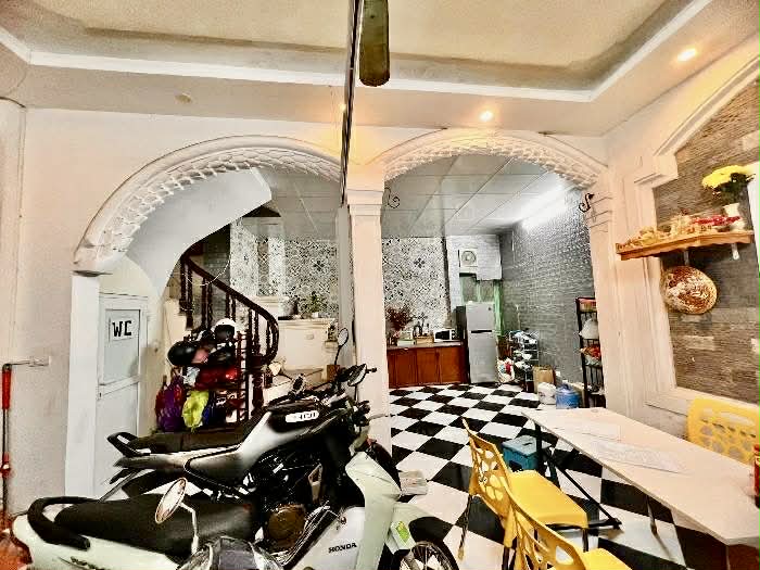 Nhỉnh 7 tỷ – nhà dòng tiền trung tâm Đống Đa