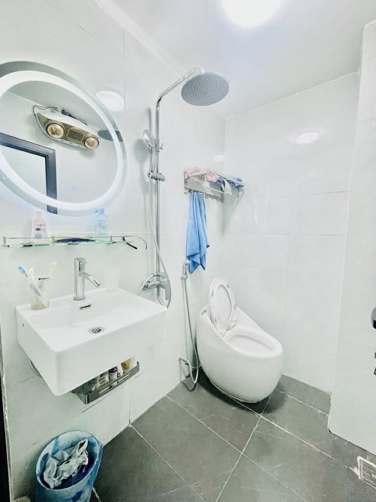 Nhà đẹp đón Tết 3 mặt tháng - nhỉnh 8 tỏi