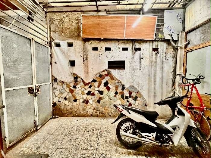 Nhà dòng tiền trung tâm Đống Đa 6 tầng - 8 ngủ - nhỉnh 7 tỷ