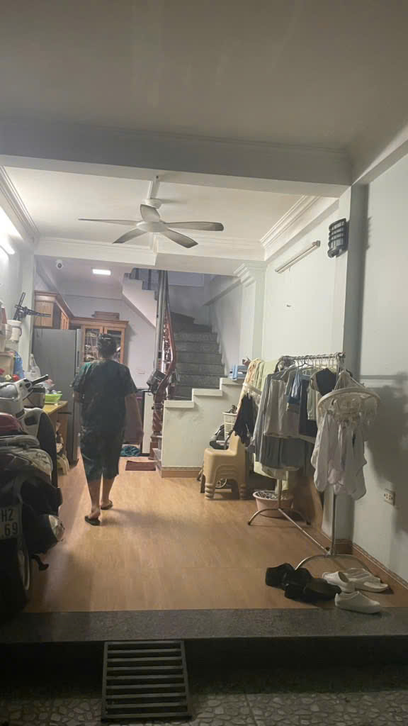 BÁN NHANH VÀO Ở LUÔN