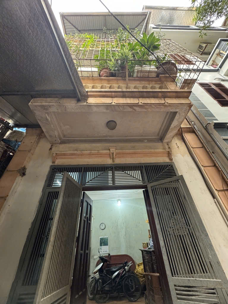 7.8 tỷ - Nhà Vĩnh Hưng - Hoàng Mai - DT 60m2, mặt tiền 4.6m - 3 thoáng; nhiều tiện ích xung quanh, gần trường, chợ