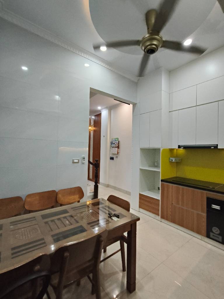 BÁN NHÀ PHỐ NGUYỄN VIẾT XUÂN HIẾM.