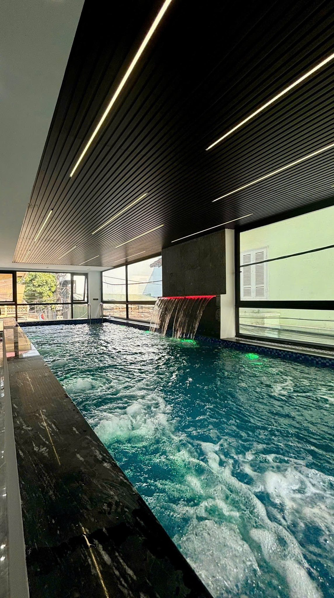 PHÂN LÔ HÀNG KHÔNG - PHỐ VIP - 7 TẦNG - GARA OTO - FULL NỘI THẤT