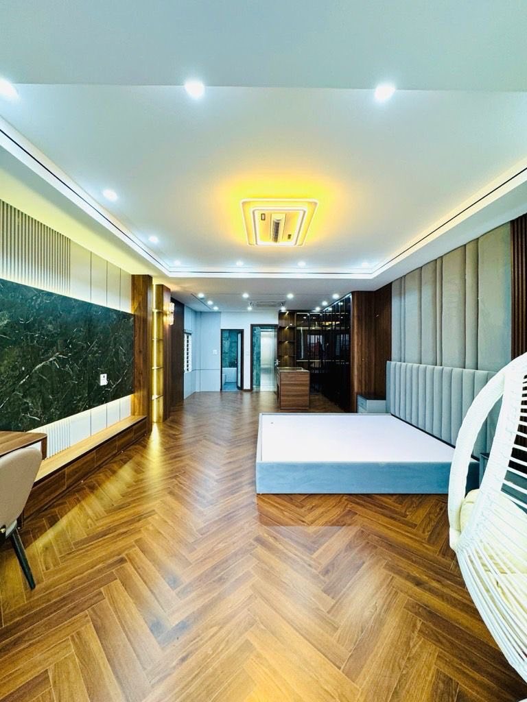 SIÊU PHẨM 80M2 - 7 TẦNG - LONG BIÊN - XÂY MỚI