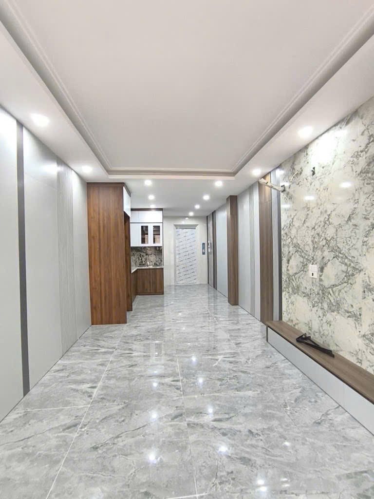 SÀI ĐỒNG - 45M2 - 7 TẦNG THANG MÁY