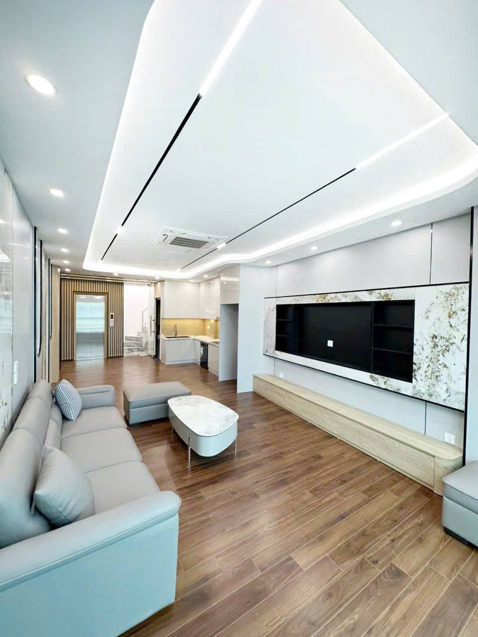 SIÊU PHẨM NHÀ ĐẸP - ĐÀM QUANG TRUNG - 7 TẦNG - 60M2