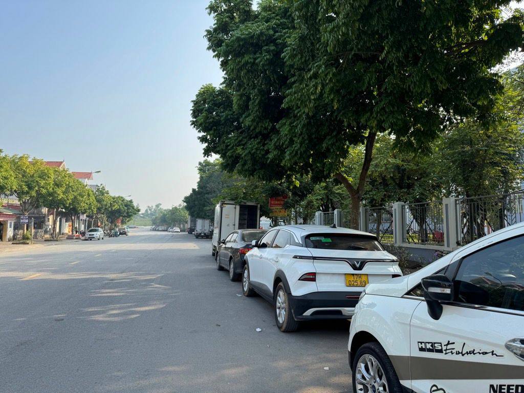 PHÚC LỢI NGÕ THÔNG - OTO NGỦ TRONG NHÀ - HÀNG XÓM VINHOME