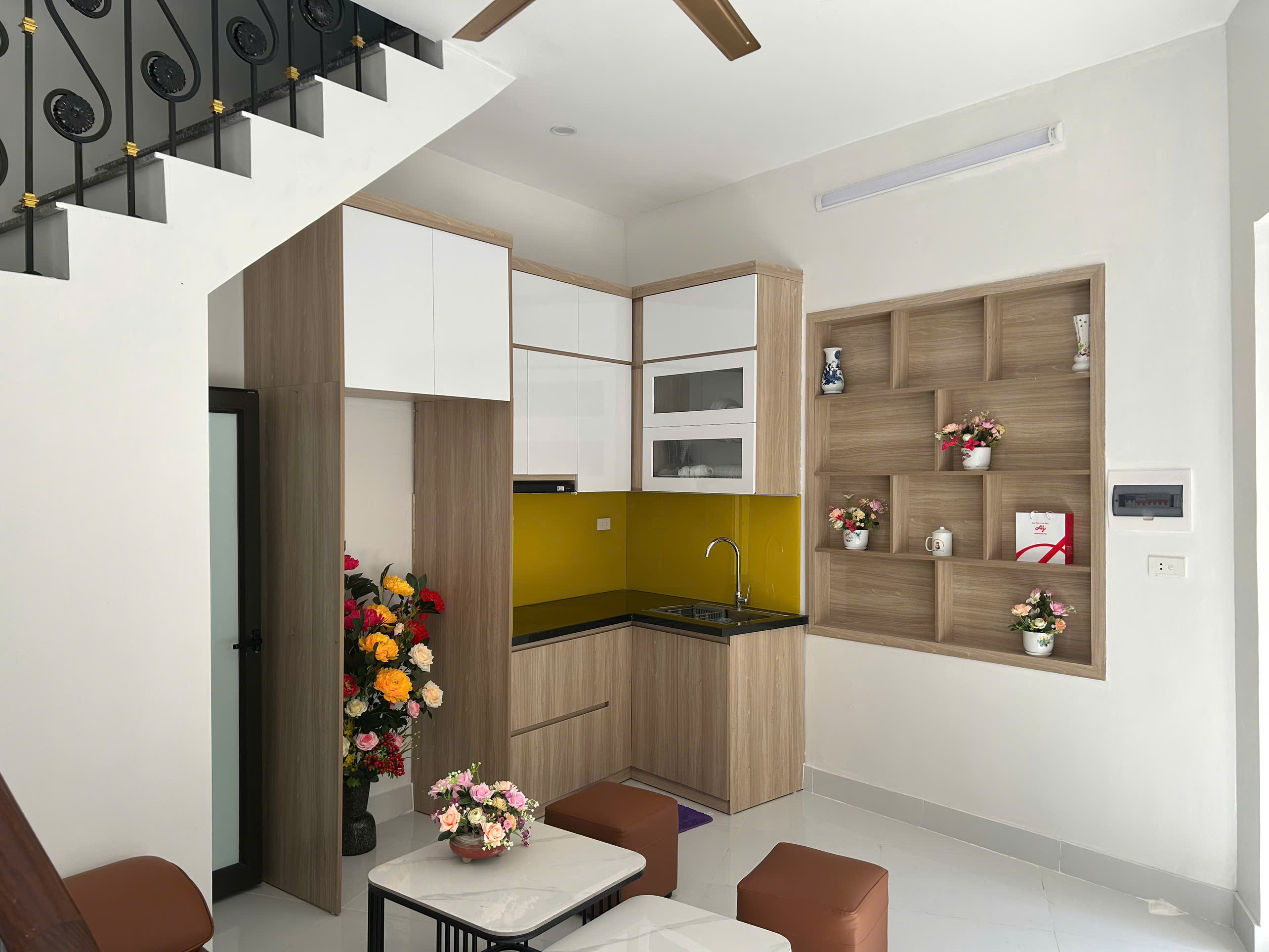 HOÀNG VĂN THÁI LÔ GÓC 2 MẶT TIỀN NGÕ RỘNG GIÁ CHÀO 10 TỶ