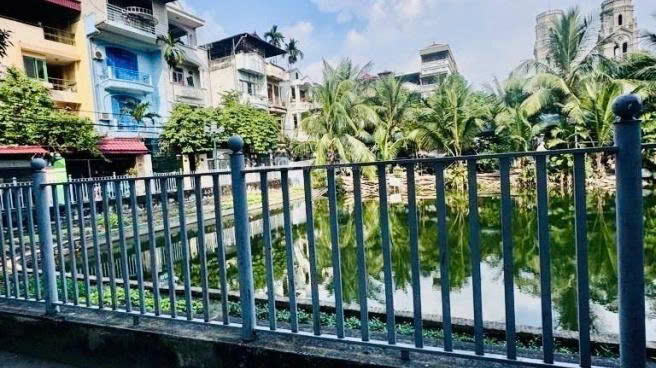 TỌA LẠC NGAY MẶT PHỐ GIÁP BÁT 100M2 4 TẦNG