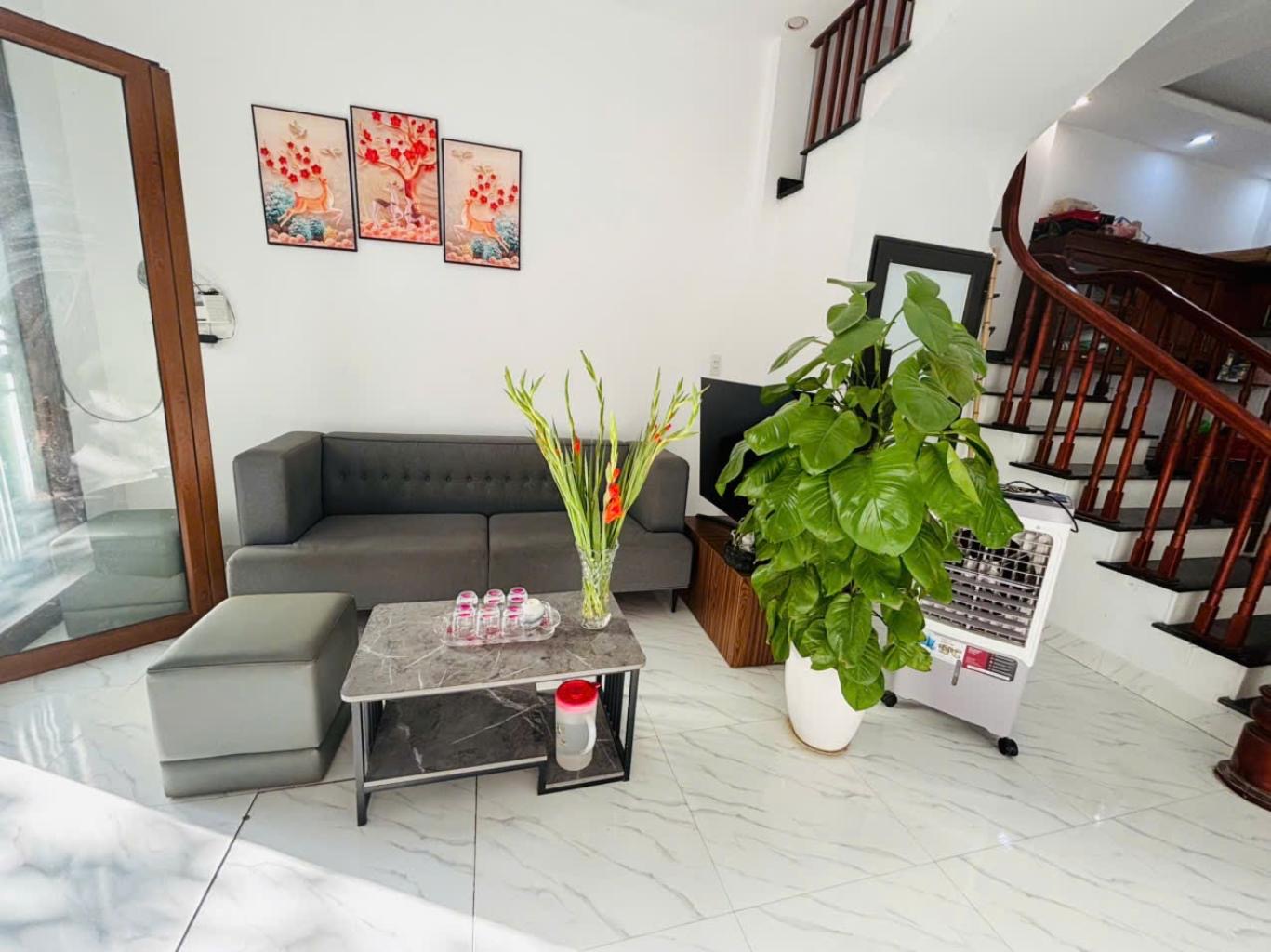 BÁN NHÀ TỔ 16 - YÊN NGHĨA - 30m-4 Tầng-3 Thoáng-Chỉ 5Tỷ