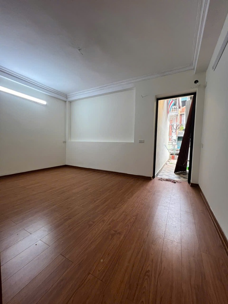 NHÀ DÂN XÂY SIÊU GẦN QUỐC LỘ 1 A THỊ TRẤN VĂN ĐIỂN THANH TRÌ.