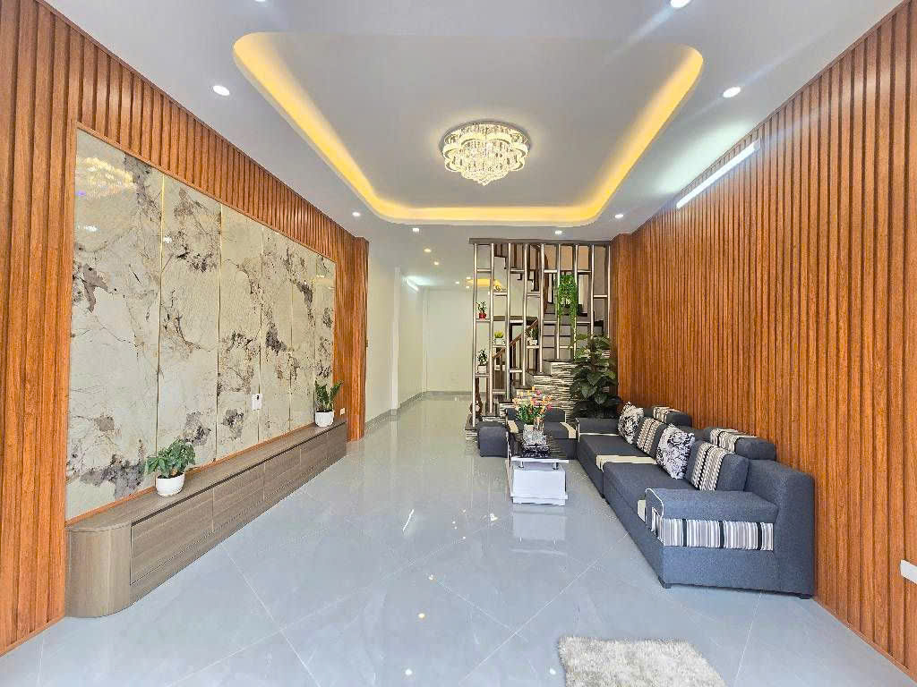 *** Bán nhà mới xây cực chất tại Đông Mỹ  diện tích 45m quá hợp lý - vài bước chân phố.