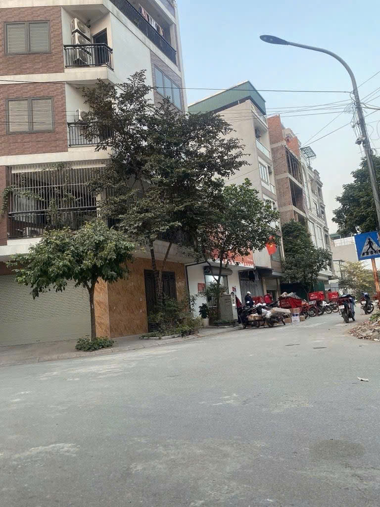 Bán đất khu Vip mặt đường Tái Định Cư Tứ Hiệp 72m, đầy đủ tiện ích.