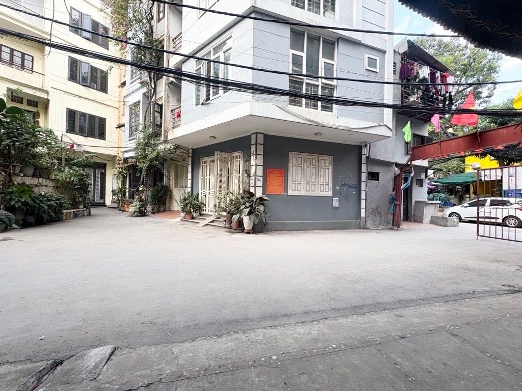 Bán nhà Phương Mai vị trí Trung tâm