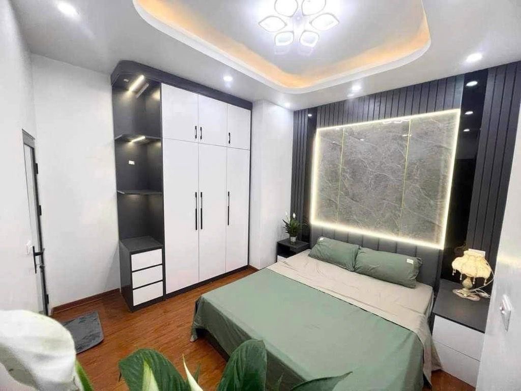 Bán nhà chính chủ Ngõ Chợ Khâm Thiên