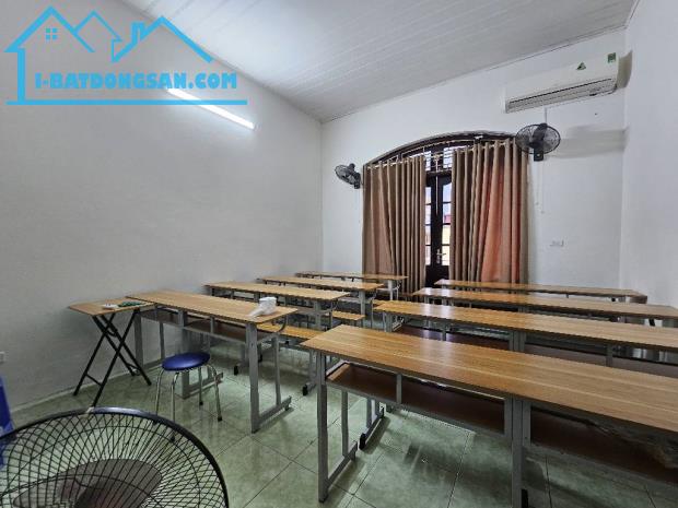 Mặt Phố Lô Góc Văn Quán 61m 4t mt4.4m,vỉa hè,ô tô tránh,kinh doanh an sinh đỉnh