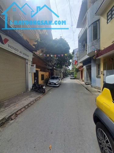 Mặt Phố Lô Góc Văn Quán 61m 4t mt4.4m,vỉa hè,ô tô tránh,kinh doanh an sinh đỉnh
