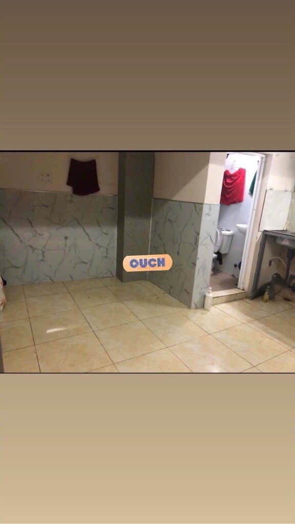 HẺM Ô TÔ- KHU VIP LẠC LONG QUÂN- NỞ HẬU 7.5M- ĐANG CHO THUÊ 40TR/01 THÁNG- 3 TẦNG- 19 PHÒNG- 19 WC- 104M2 - CHỈ 9.5 TỎI