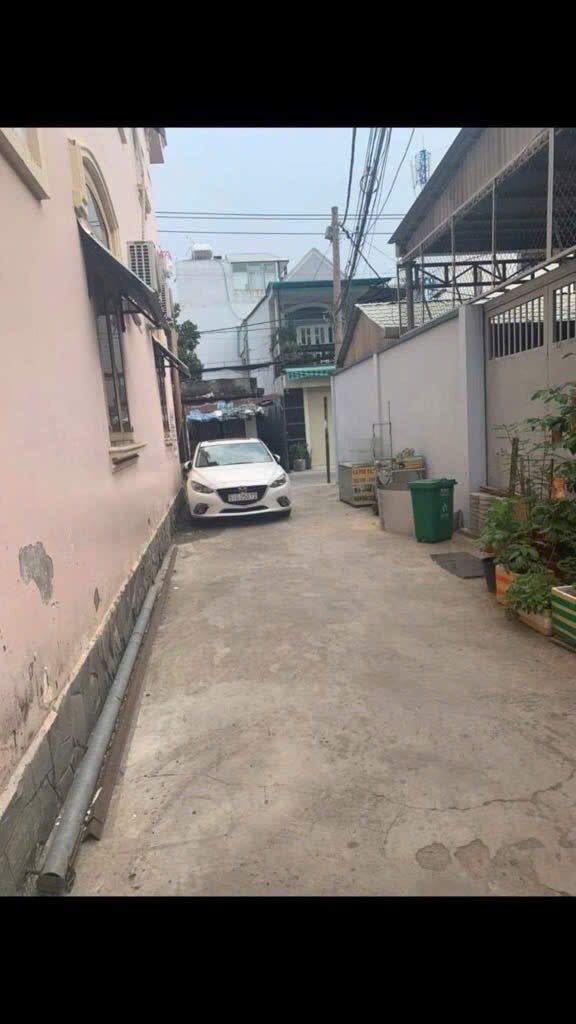 HẺM Ô TÔ- KHU VIP LẠC LONG QUÂN- NỞ HẬU 7.5M- ĐANG CHO THUÊ 40TR/01 THÁNG- 3 TẦNG- 19 PHÒNG- 19 WC- 104M2