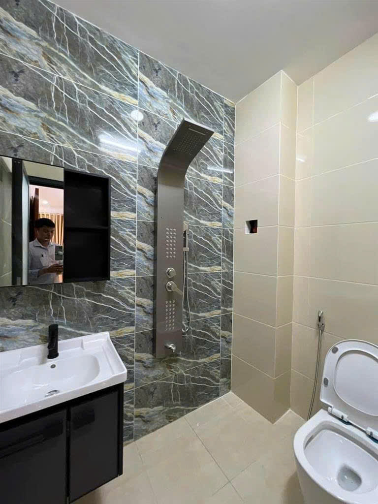 Bán nhà 5 tầng, đường Trần Thị Trọng (Cống Lở) , Phường 15 Quận Tân Bình, Tp.HCM