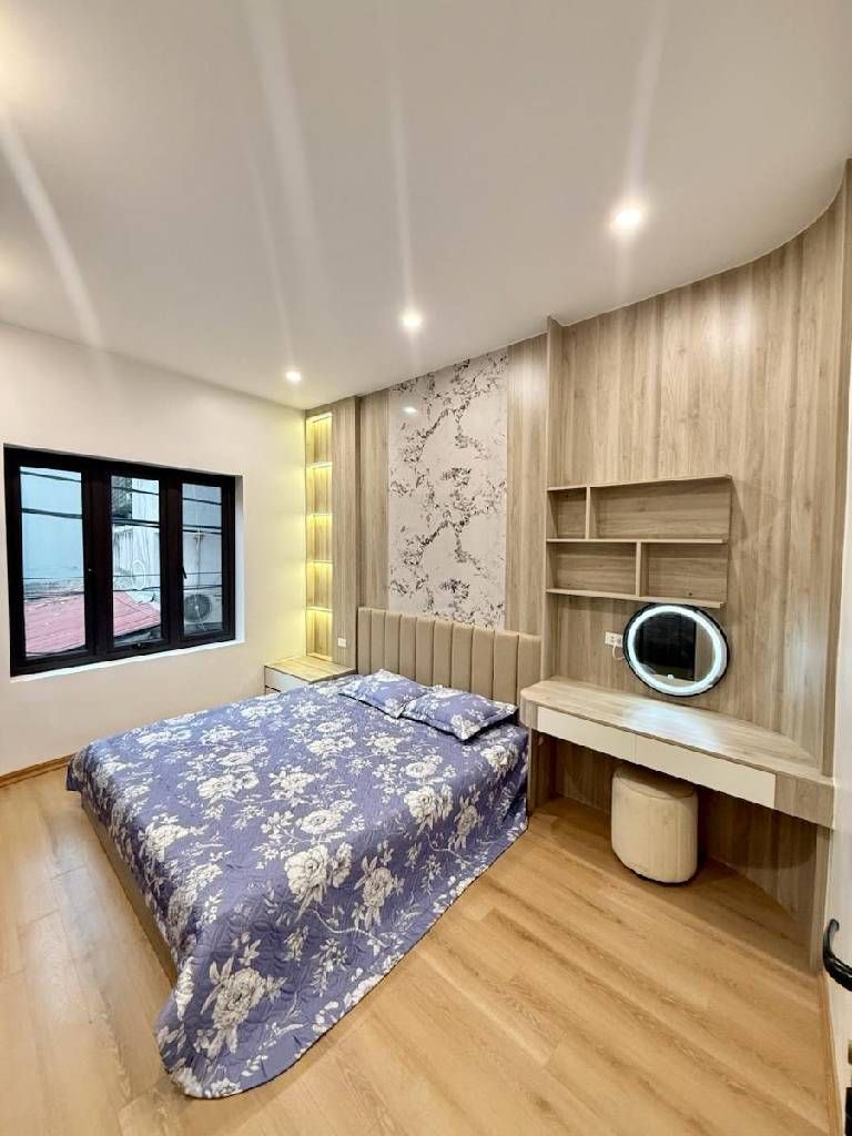 BÁN NHÀ ĐẸP - FULL NỘI THẤT - NHỈNH 11 TỶ