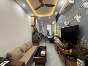 NHÀ ĐẸP XÂY KIÊN CỐ CẦN BÁN GẤP - KHƯƠNG HẠ - 9.2 tỷ