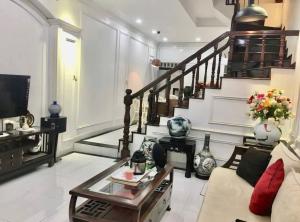 Nhà trung tâm nam phù ,ngay sân bóng Đông Mỹ