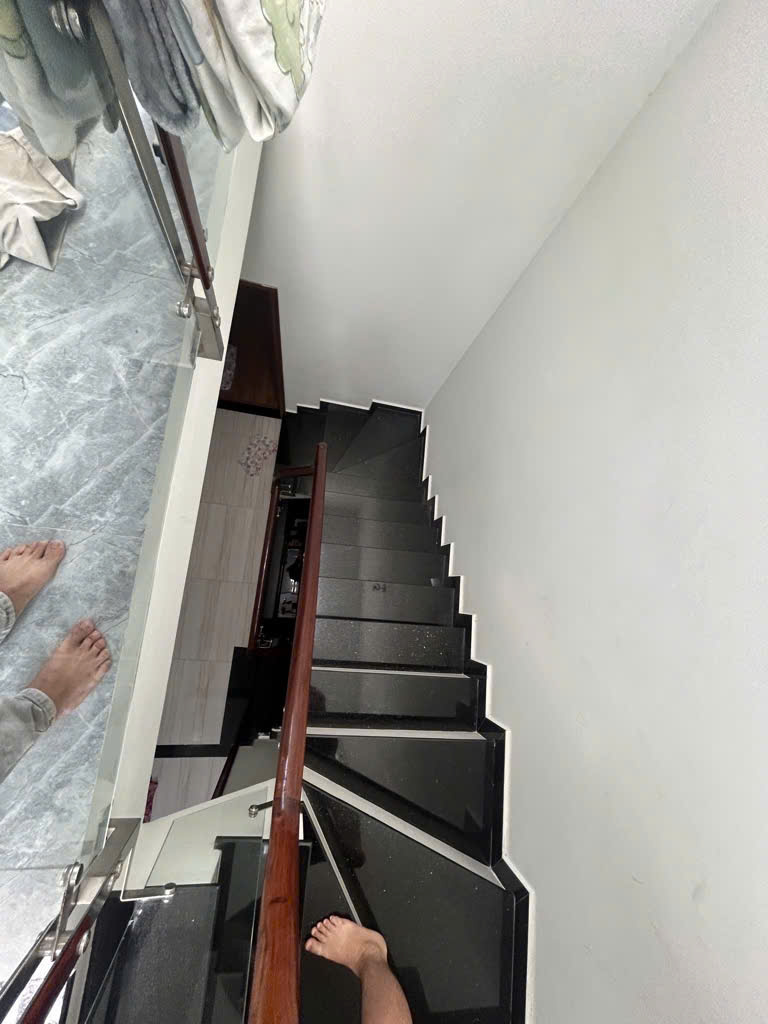 MẶT TIỀN KINH DOANH PHÚ ĐỊNH Q8-9.2 TỶ- 88M2-NGANG 3.8M