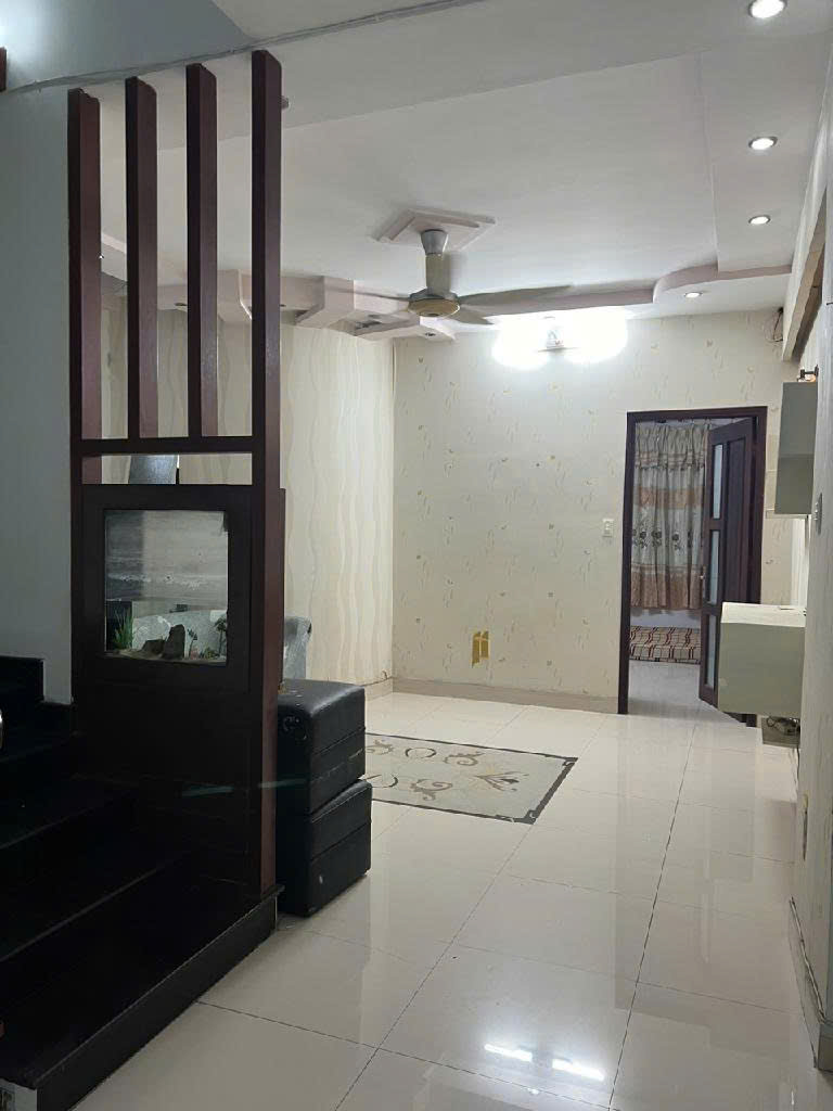 NHÀ ĐẸP KHU BA TƠ – XE HƠI VÀO NHÀ – 9 TỶ-95M2-NGANG 5M