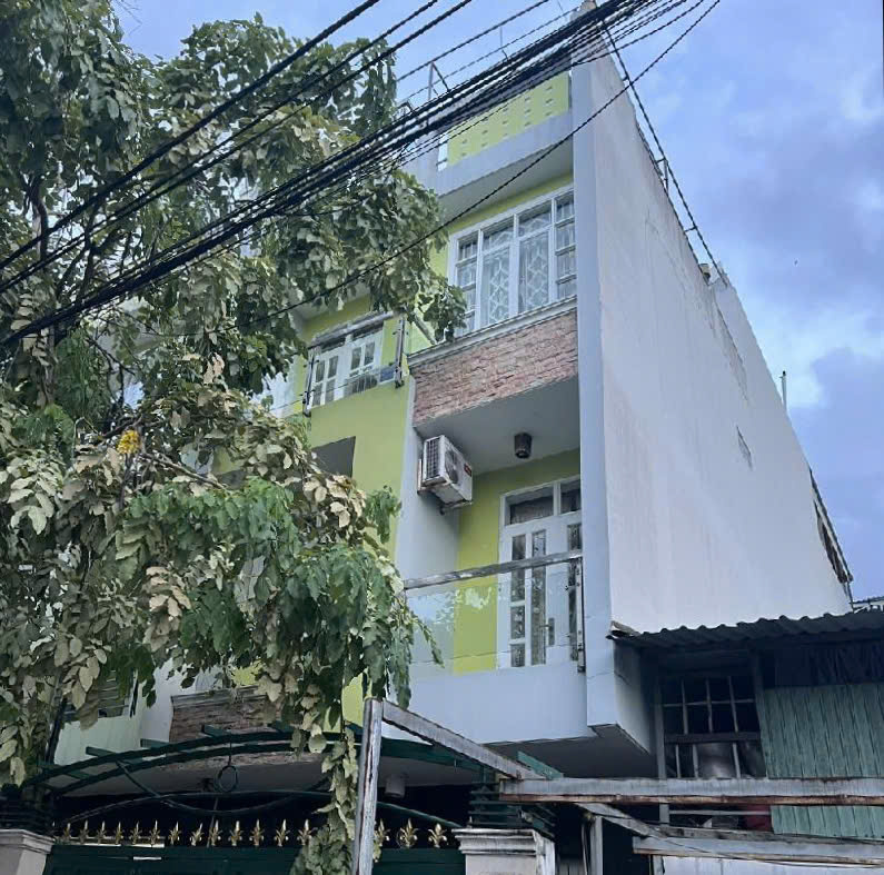 NHÀ ĐẸP KHU BA TƠ – XE HƠI VÀO NHÀ – 9 TỶ-95M2-NGANG 5M