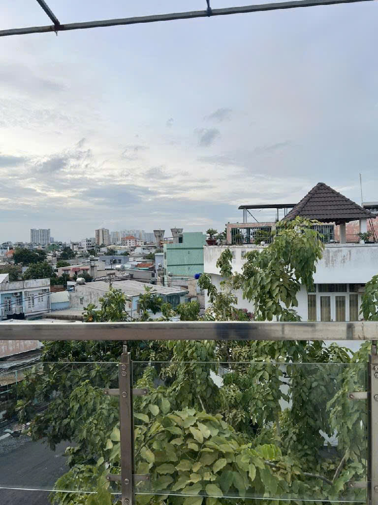 NHÀ ĐẸP KHU BA TƠ – XE HƠI VÀO NHÀ – 9 TỶ-95M2-NGANG 5M