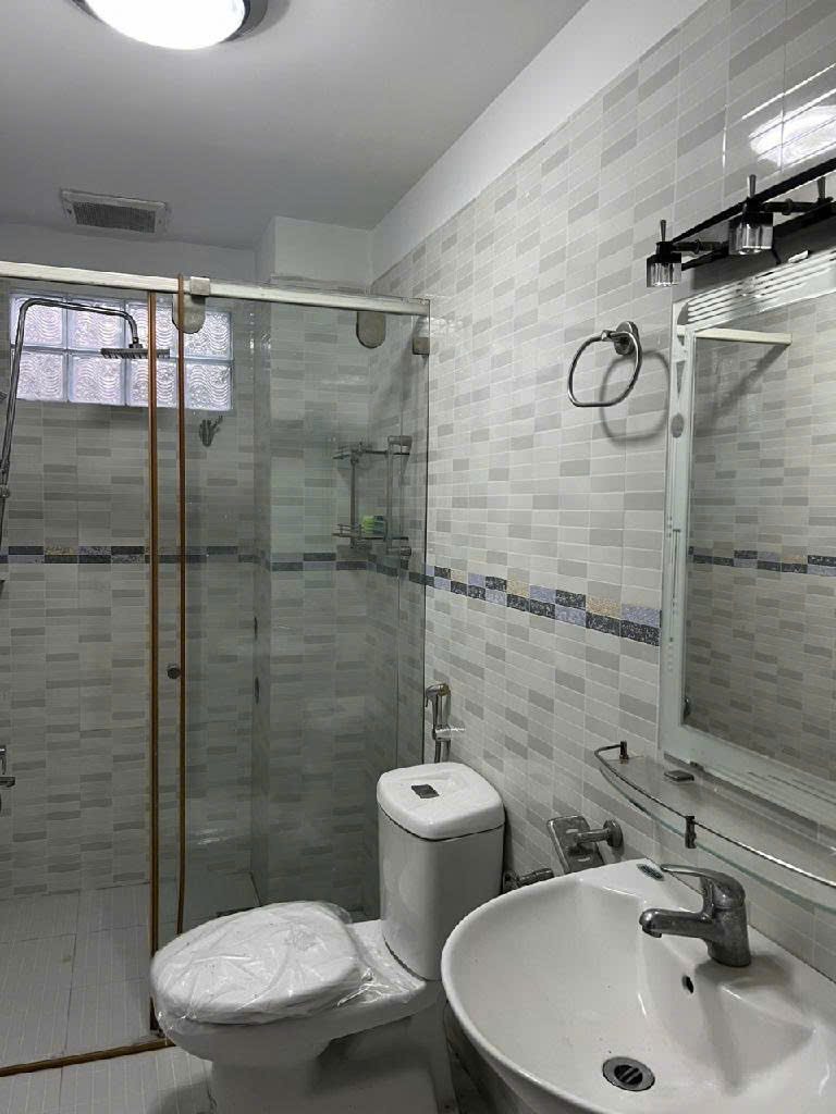 NHÀ ĐẸP KHU BA TƠ – XE HƠI VÀO NHÀ – 9 TỶ-95M2-NGANG 5M