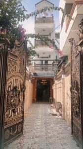 NHÀ ĐẸP HẺM THÔNG Q8